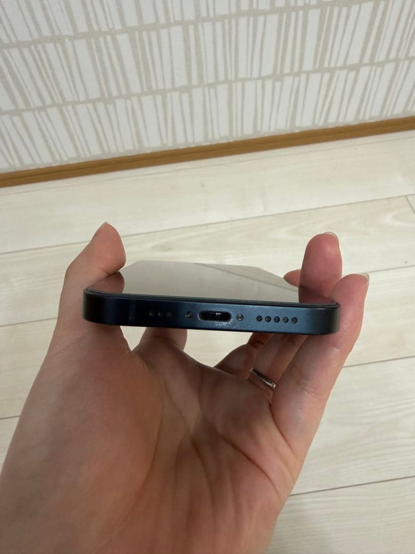 Apple iPhone 13 ブラック 本体のみ