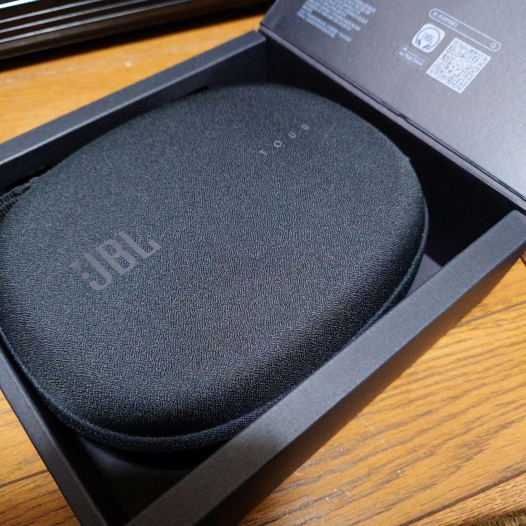JBL TOUまR ONE M2 ブラック（ワイヤレスヘッドホン)