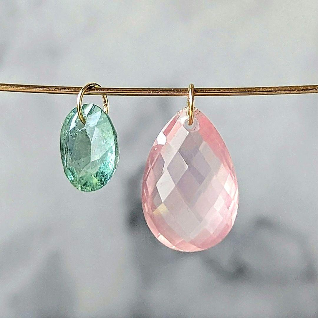 ♢N♢訳あり♢K18 グリーンベリル＆ローズクォーツ セットチャーム