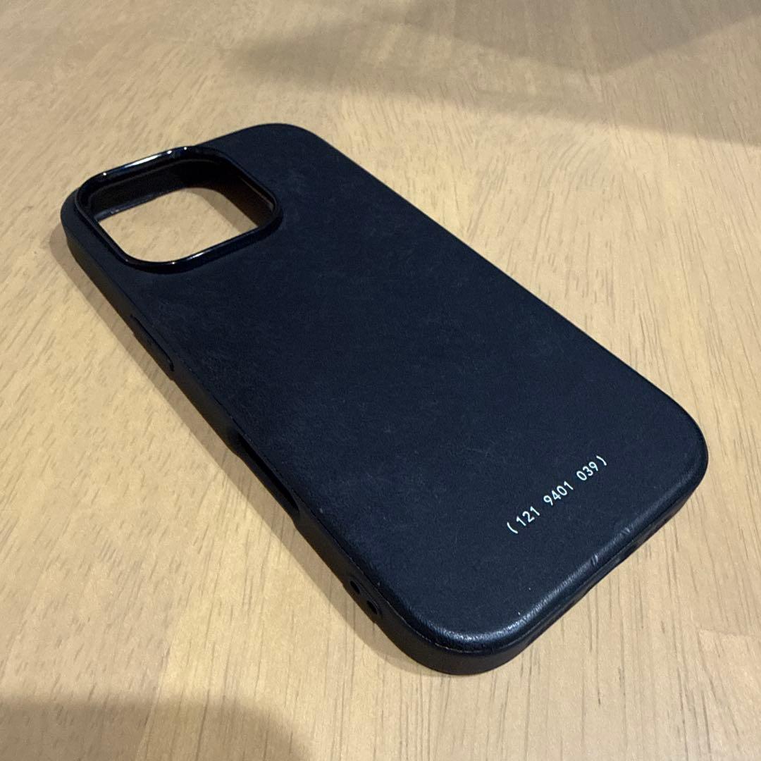 grams28 121 MagSafe スノーフレークiPhone 16 Pro