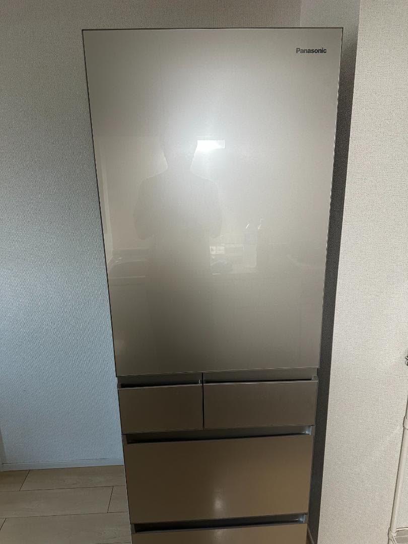 Y*y様 2022年製Panasonic冷蔵庫450L NR-E458PX-N左