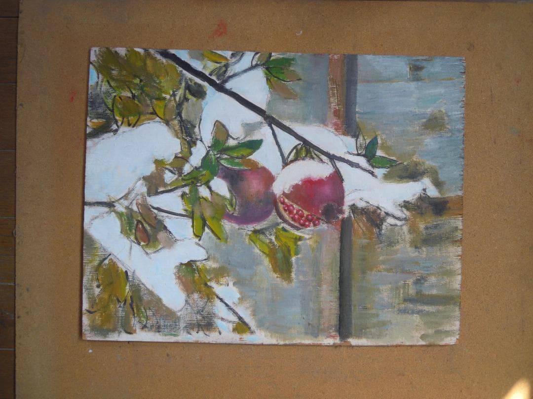 雪の日のざくろ