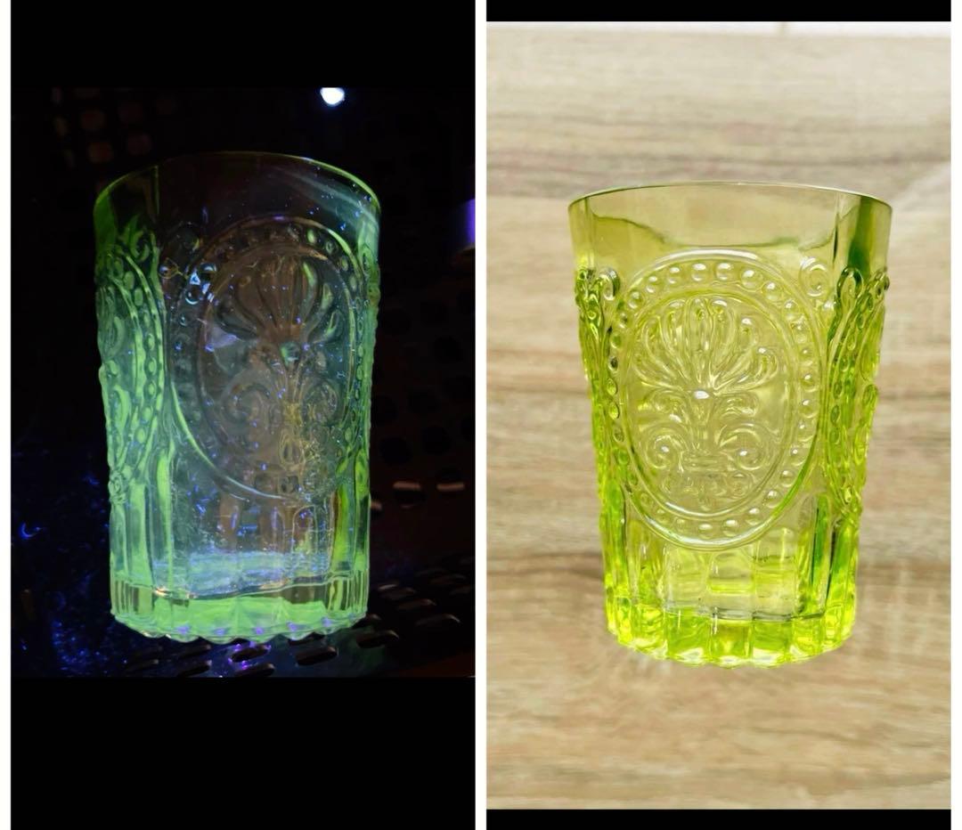 骨董　時代ガラス　ゆらゆらプレスガラス　若草色　百合の紋章　コップ　ウラン