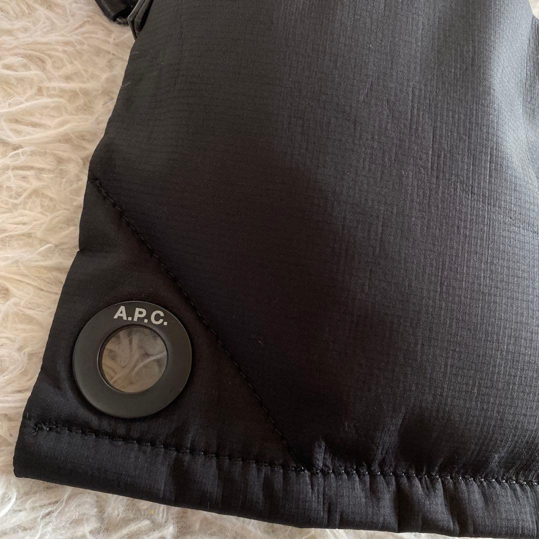 バッグ emoruA.P.C. NECKPOUCH RESET 23P