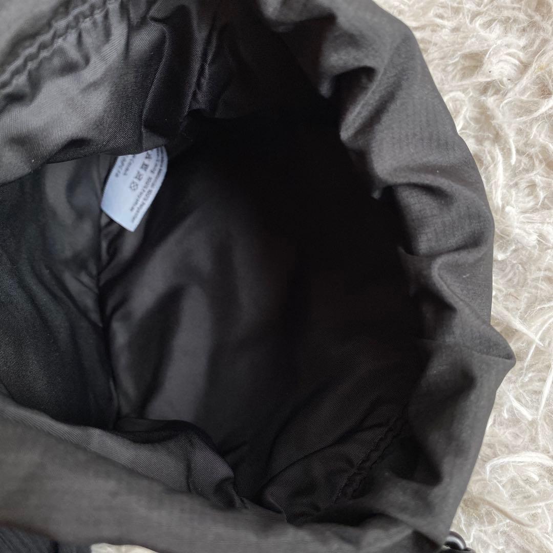 バッグ emoruA.P.C. NECKPOUCH RESET 23P