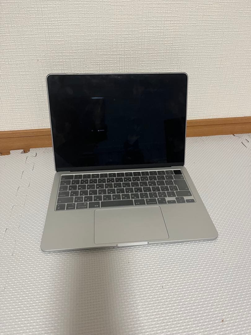 MacBook Air (M2, 2022年モデル)