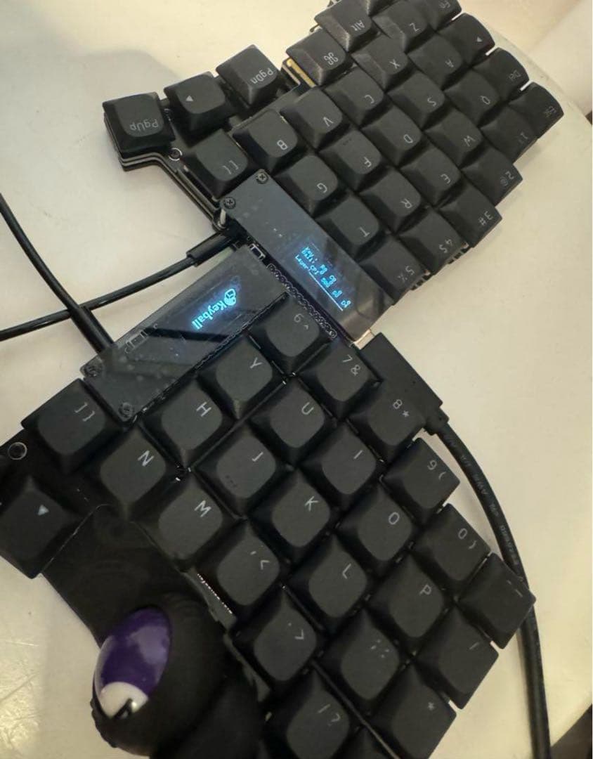 【新品】keyball61 完成品　XVX ロープロファイル仕様