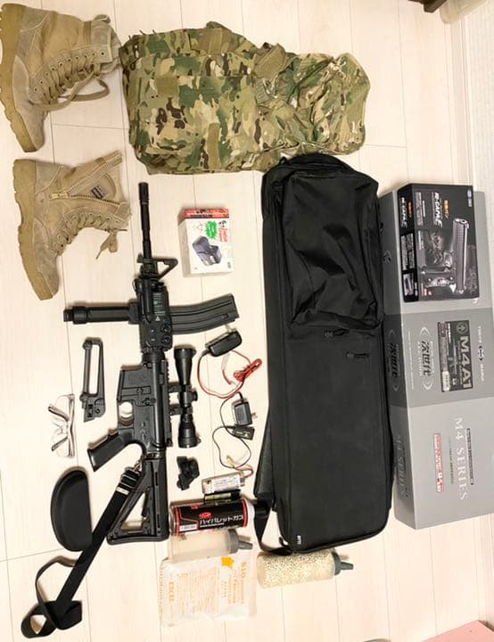 ゆー [引退品]次世代電動ガン m4 カービン サバゲー 装備