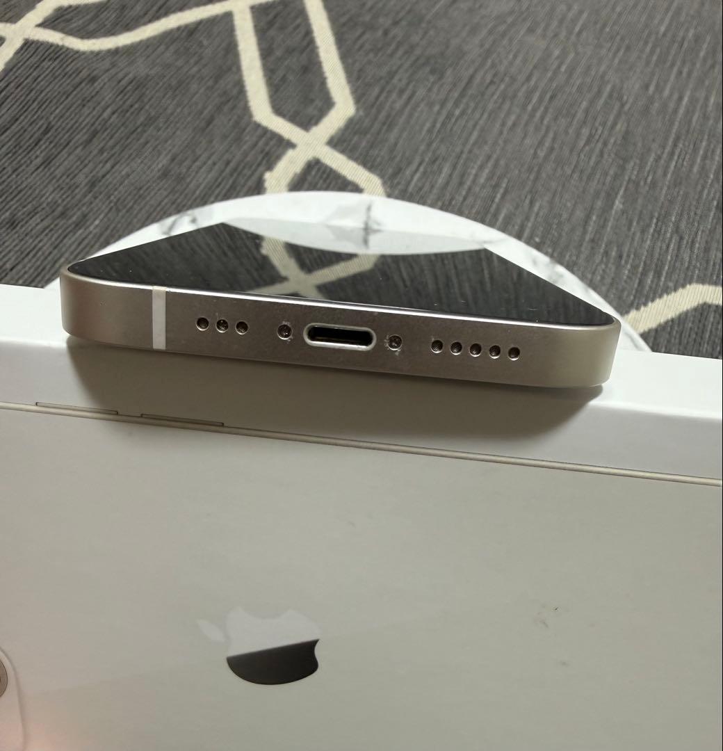 【美品】iPhone 13 ホワイト 128GB SIMフリー 本体 箱付き