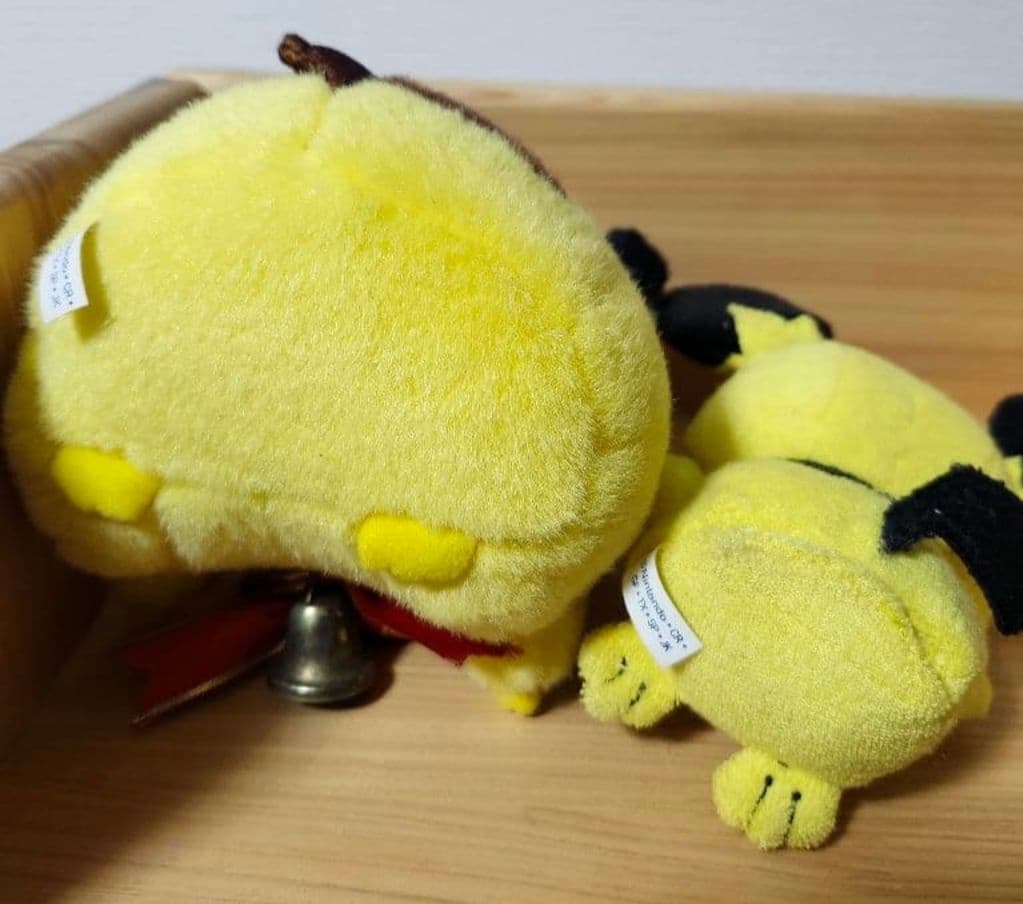 激レア 初期 TOMY　クリスマス ピカチュウ ピチュー　 赤リボンベル付き