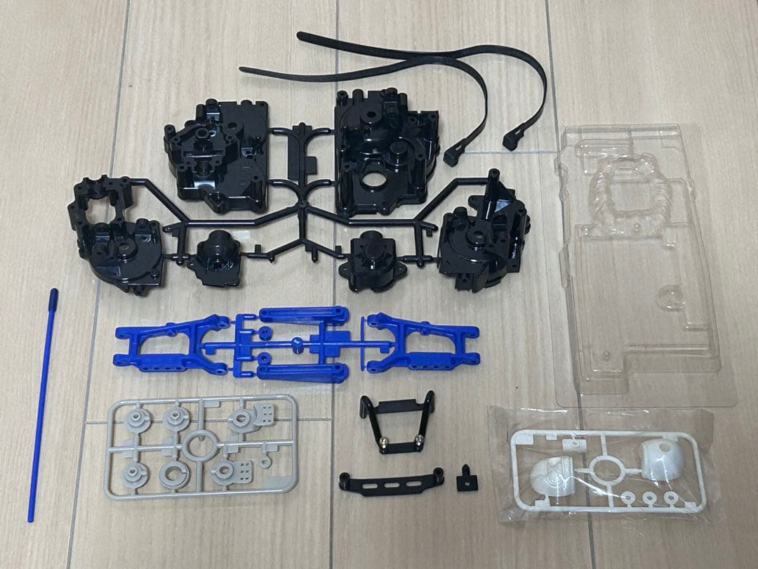 タミヤ スコーチャー シャーシ 当時物 サンダードラゴン ボディ 復刻版 メカ付