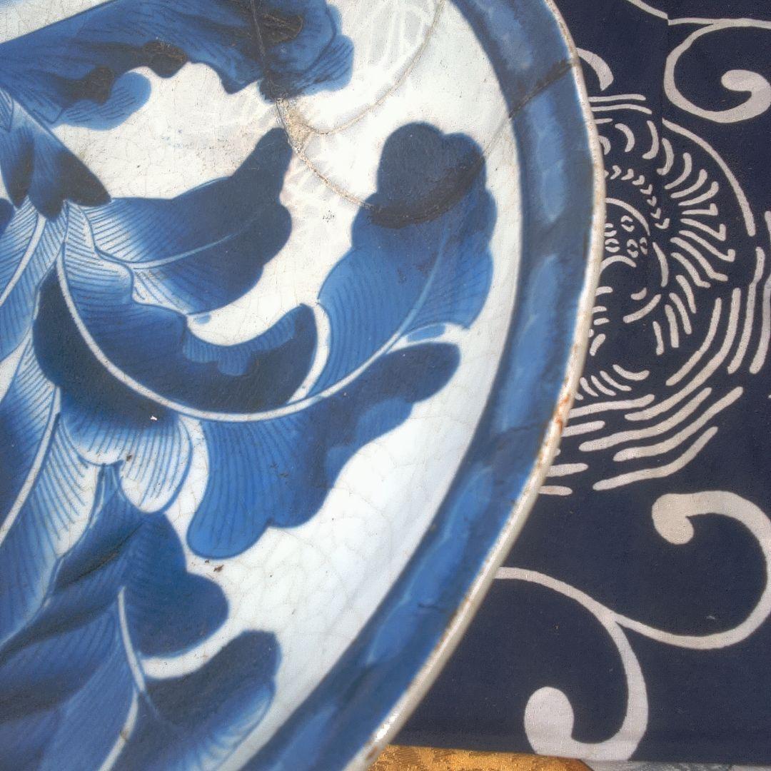 骨董６青い花柄の陶磁器平皿