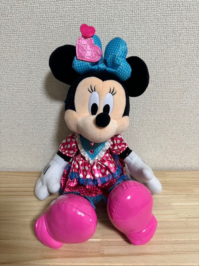 ミニーファンダーランド　パルパルーザ　ミニーマウス　ぬいぐるみ　タグ付き
