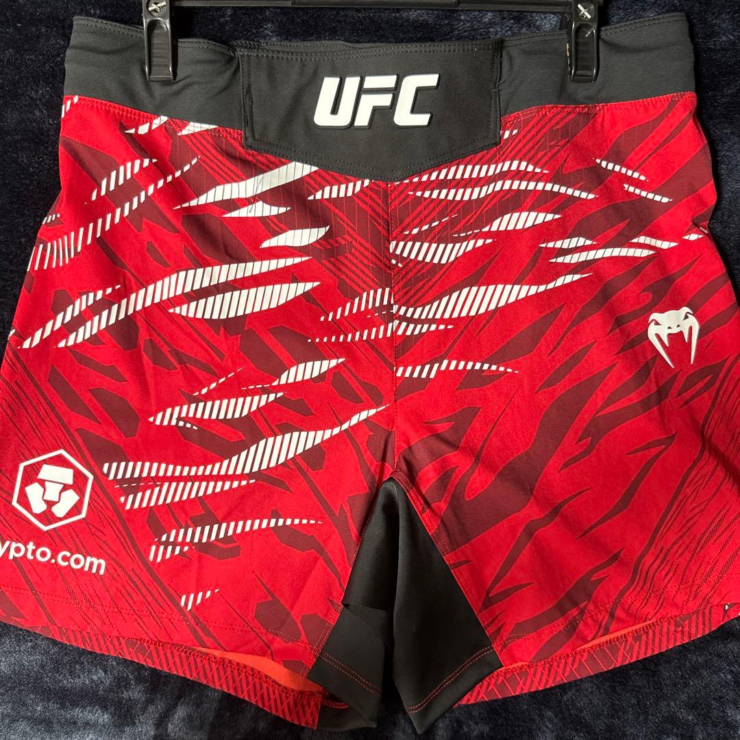 Venum UFC ボクシングショーツ レッド