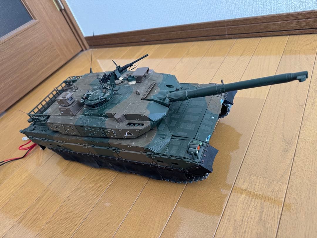 週刊10式戦車　1/16スケール　RC