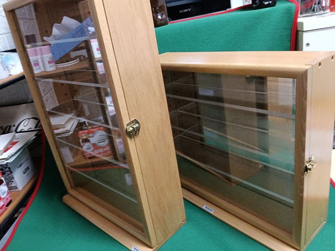 ナカバヤシ・ディスプレイケース 2台セット。