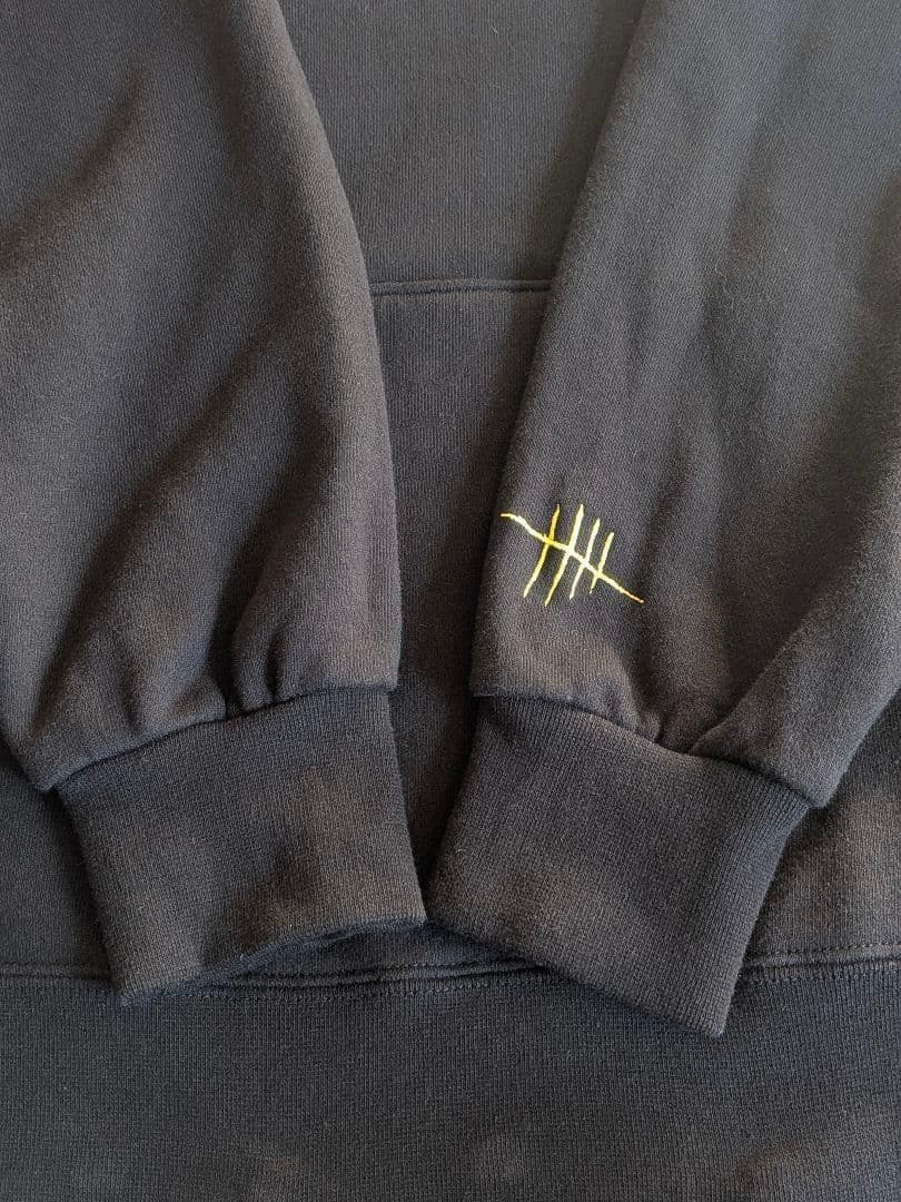 試着のみ マンウィズアミッション ガウパーカー XLサイズ ブラック