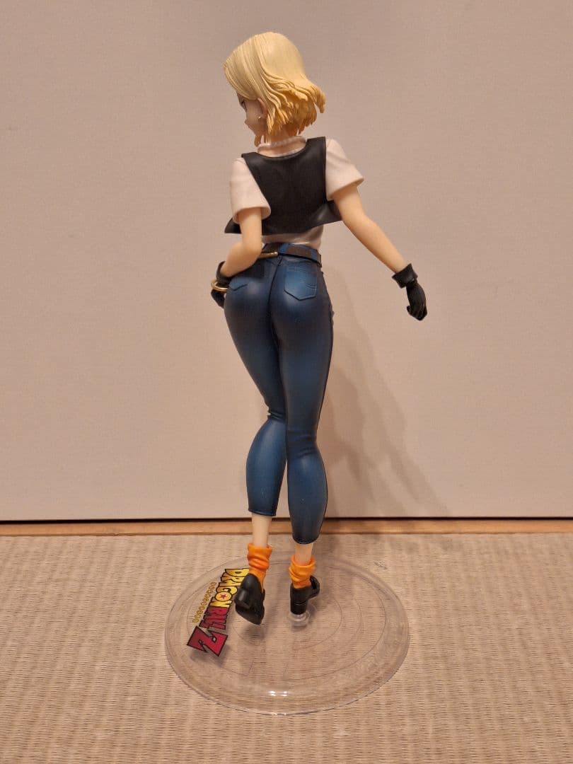 国内正規品 ドラゴンボールギャルズ 人造人間18号 Ver.II メガハウス