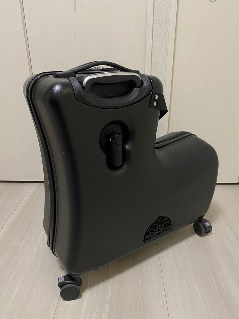 キッズトラベル　キャリー　ブラック キャリーカート　スーツケース　本日のみ値下げ