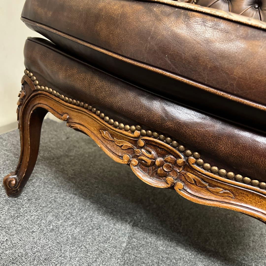 アンティーク調 チェスターフィールド ヴィンテージ ヴィクトリアン 彫刻 猫脚