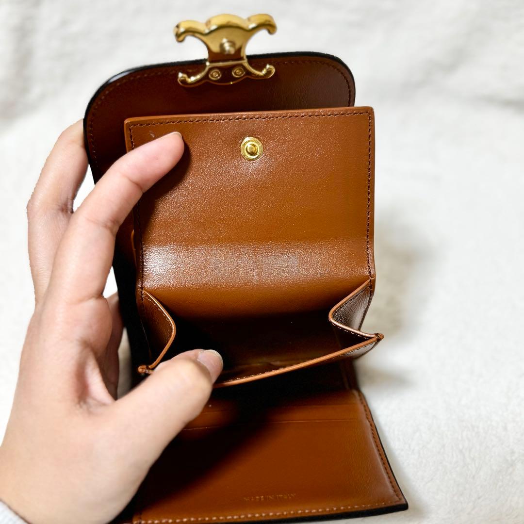 セリーヌ CELINE スモールフラップウォレット　カーフスキン　ブラック