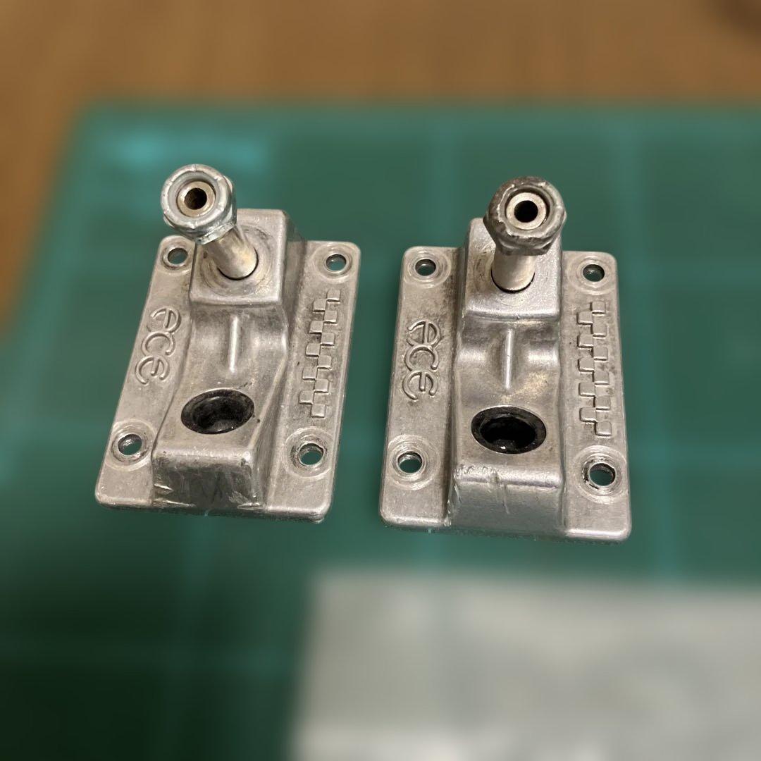 ACE 77 スケートボード トラック