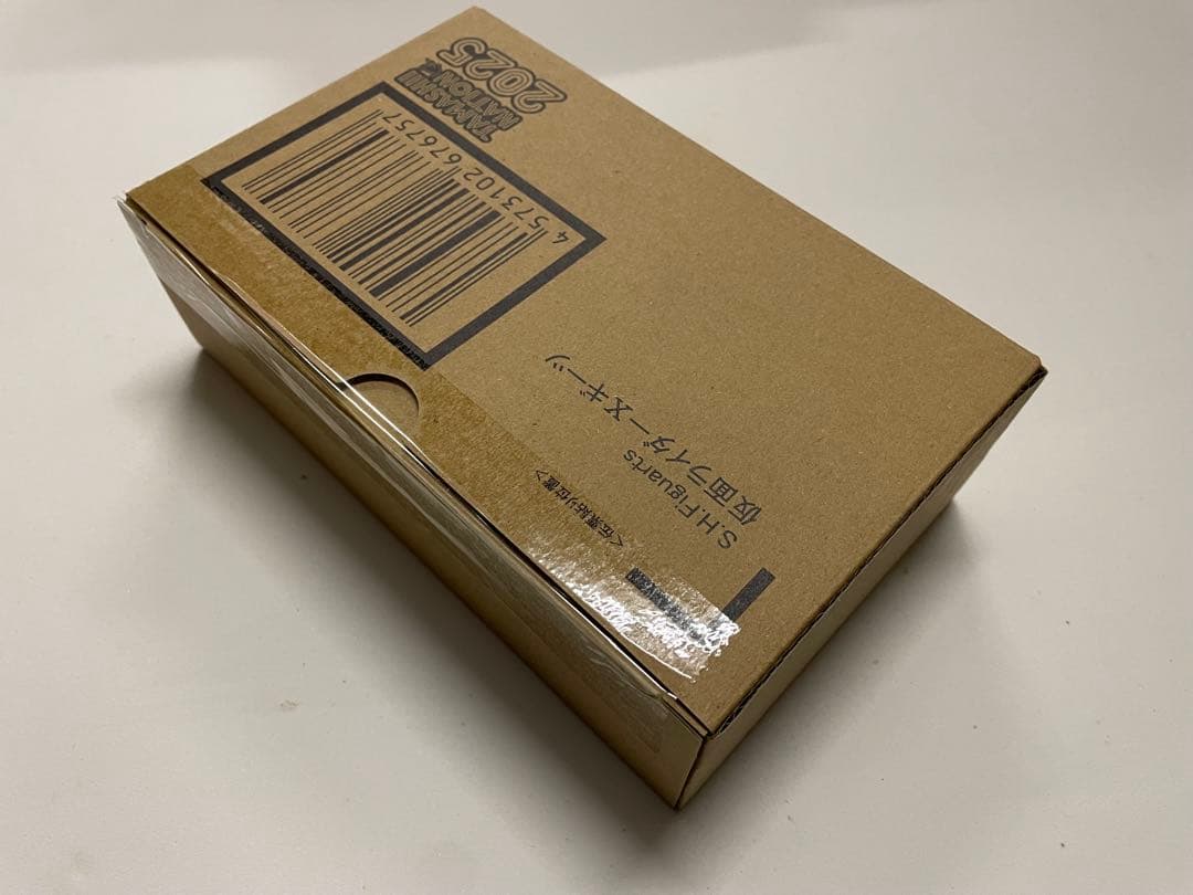 新品未開封　S.H.Figuarts 仮面ライダーXギーツ