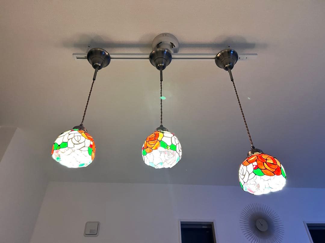 ステンドグラス ペンダントライト 3灯式