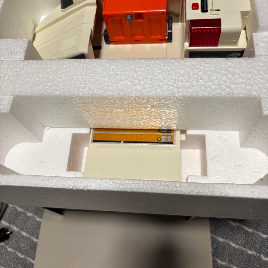 トミカ　アースコマンダー　ランドレスキュー　EM-02