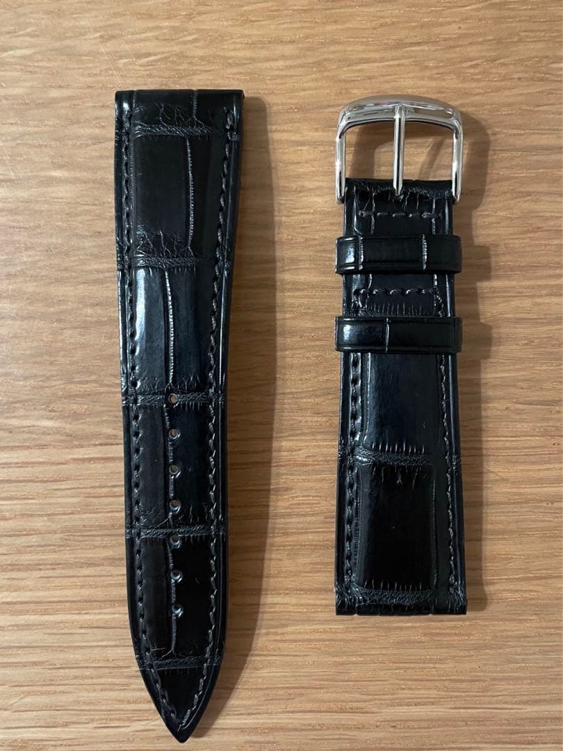 時計ベルト　バンビ　グレーシャス　ワニ革（クロコダイル）　取付幅22mm
