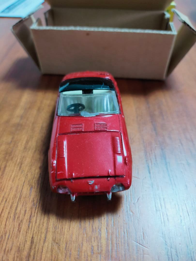 トヨタスポーツ800 　(赤/黒ルーフ 白内装) No.31　箱付き