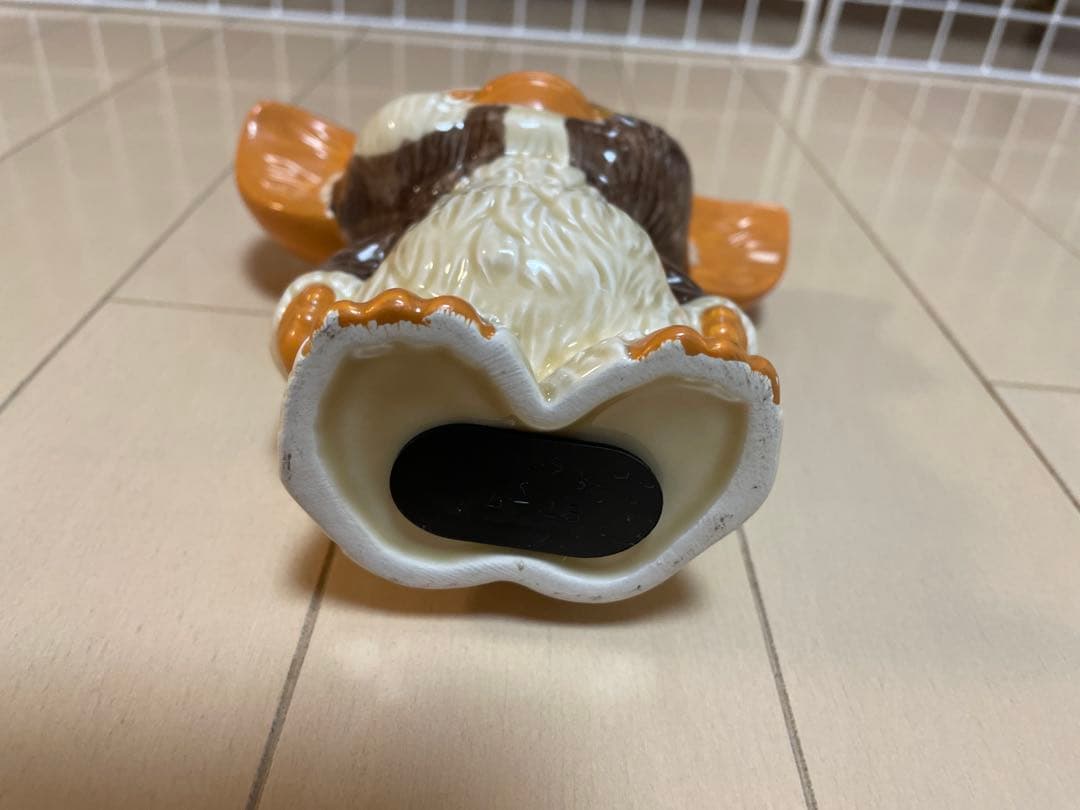 グレムリン 陶器製 2体(ソルト＆ペッパー)、貯金箱 1体 の3体セット