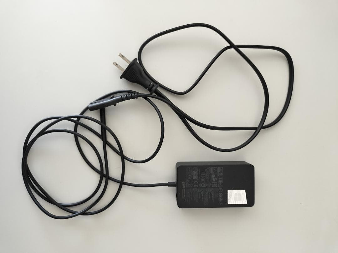 【ジャンク品】Microsoft Surface Pro 8 + キーボード