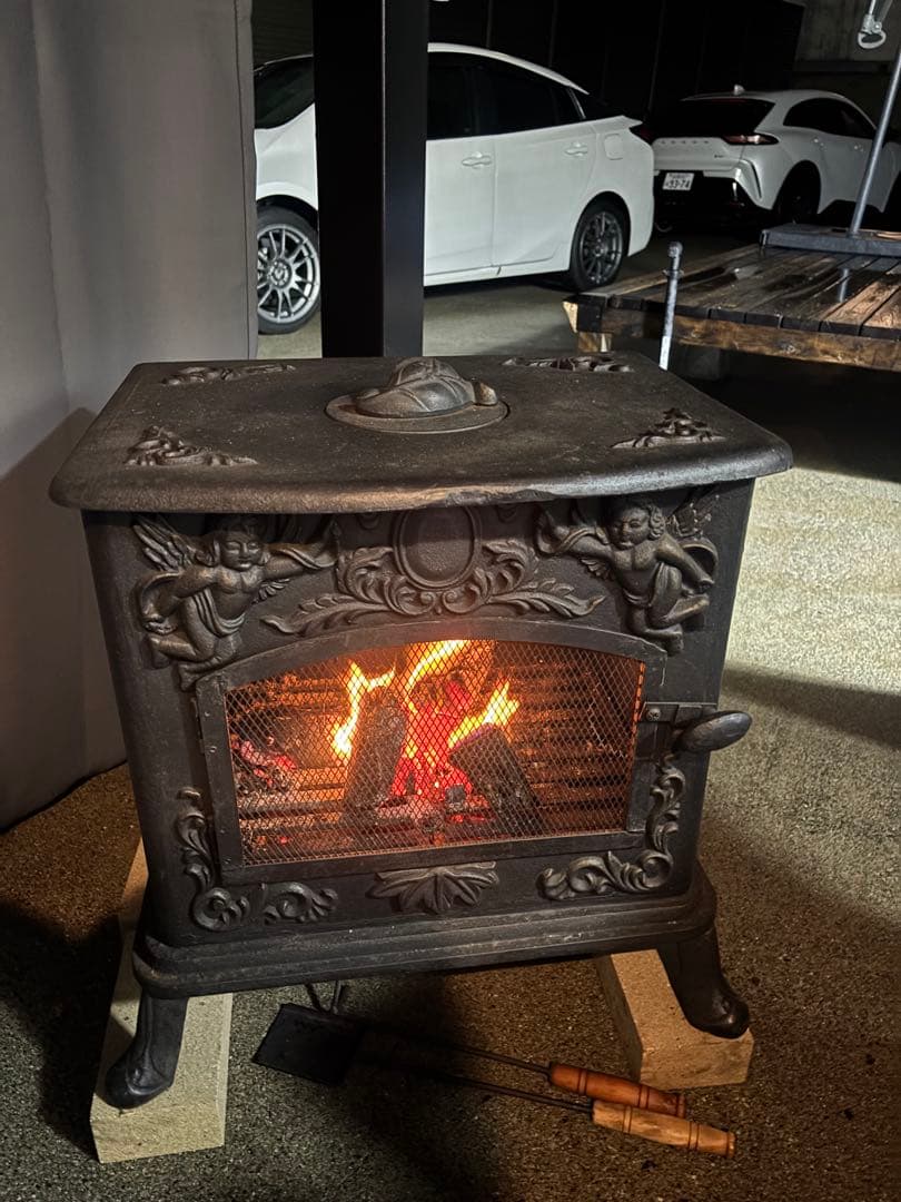 鋳鉄製 薪ストーブ　アンティーク