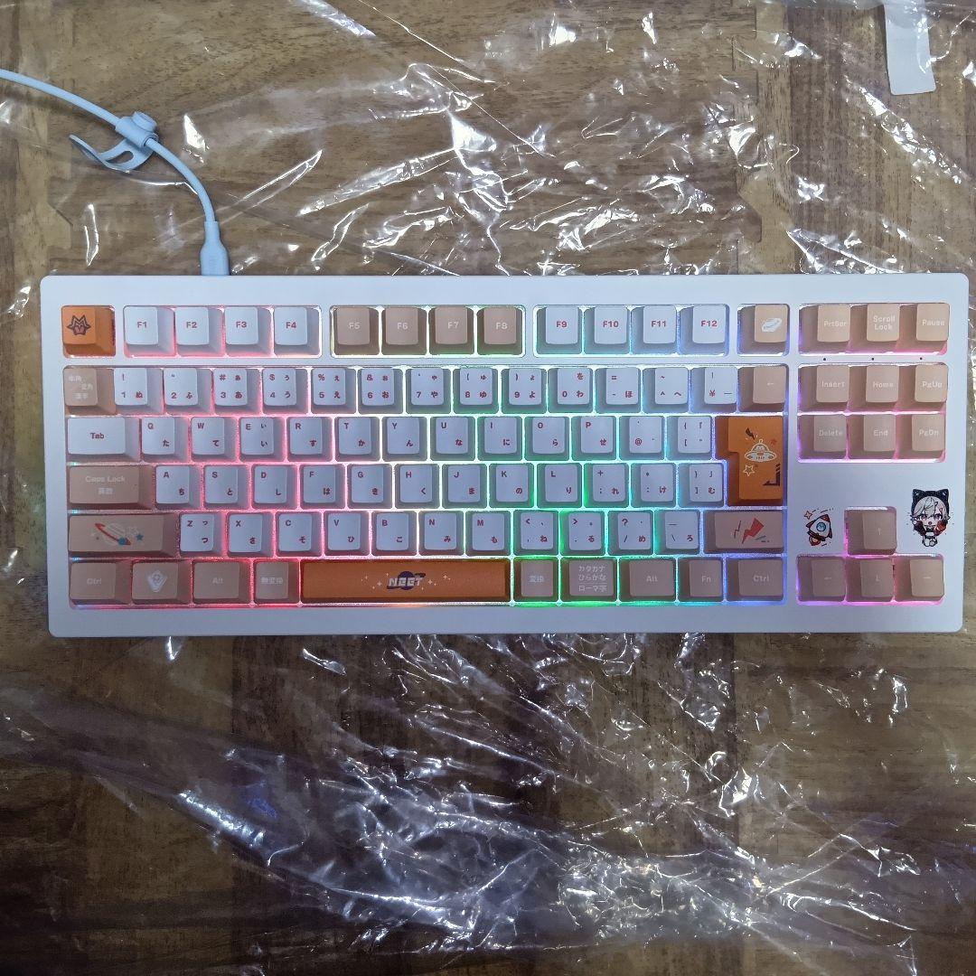 VSPO!ゲーミングキーボード　小森めと