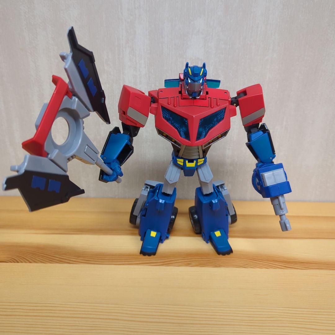 トランスフォーマー アニメイテッド オプティマスプライム 海外版