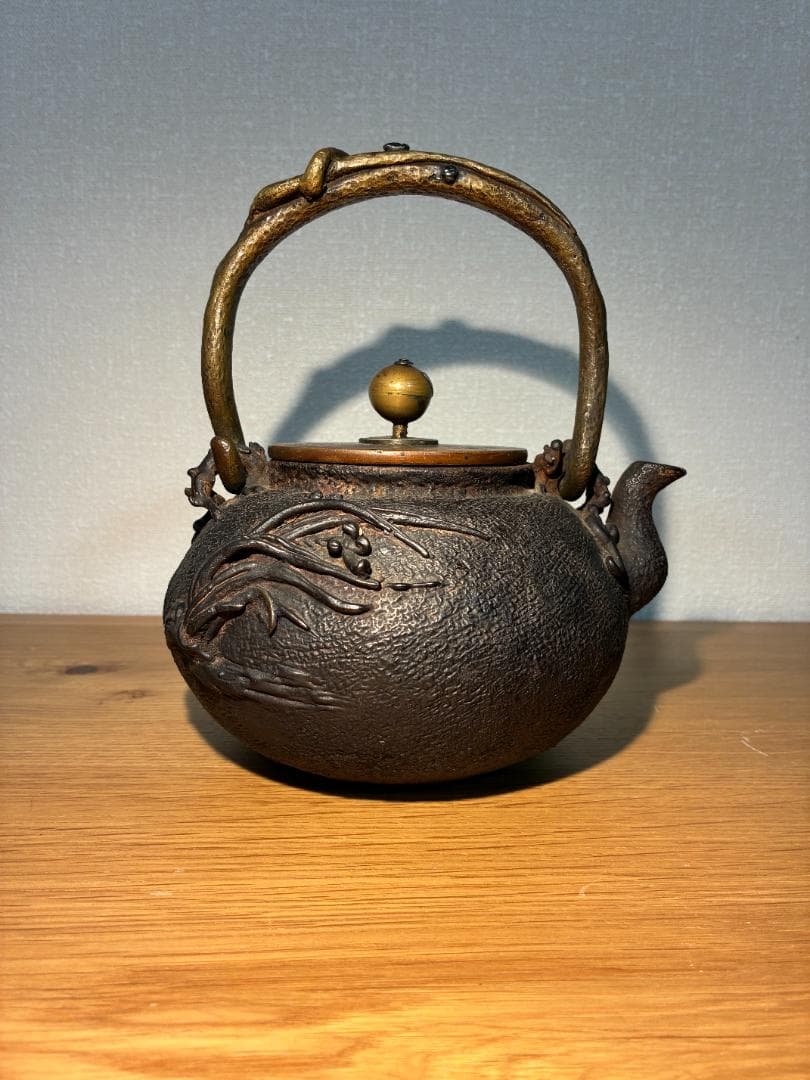 016 【希少】龍文堂 亀文堂 伝統工芸品 鉄瓶 カニ 蟹図