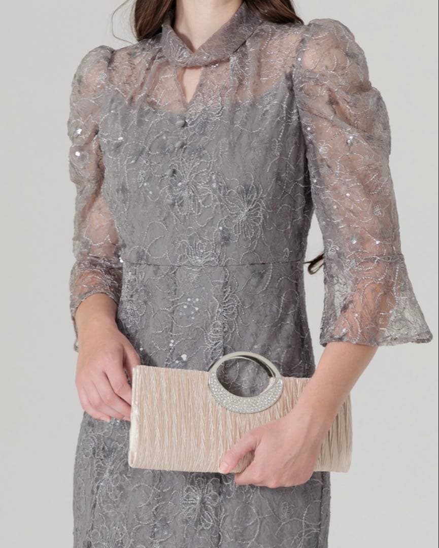 【LEJA】スパンコール花柄刺繍ソフトパフスリーブマーメイドラインドレス