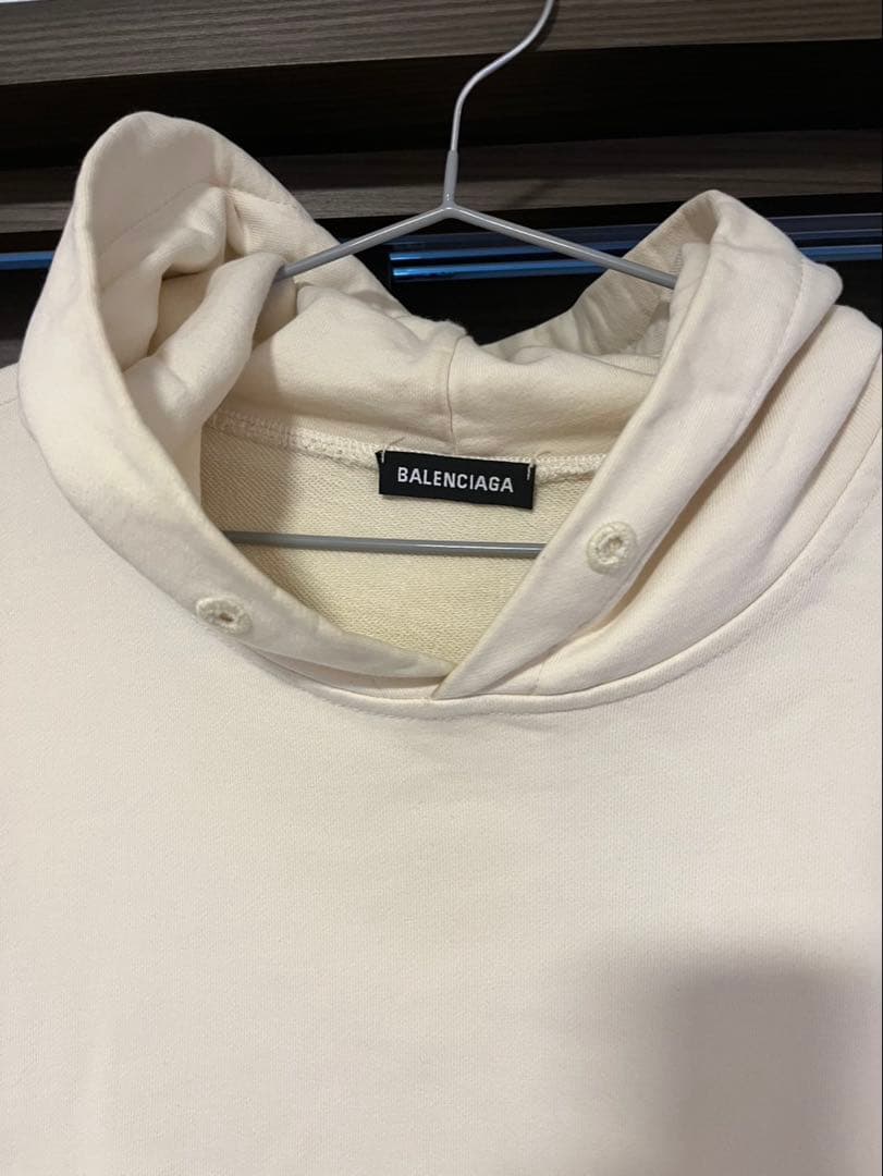 お*。様 BALENCIAGA フード付きパーカー クリーム　ブルー文字の激レア