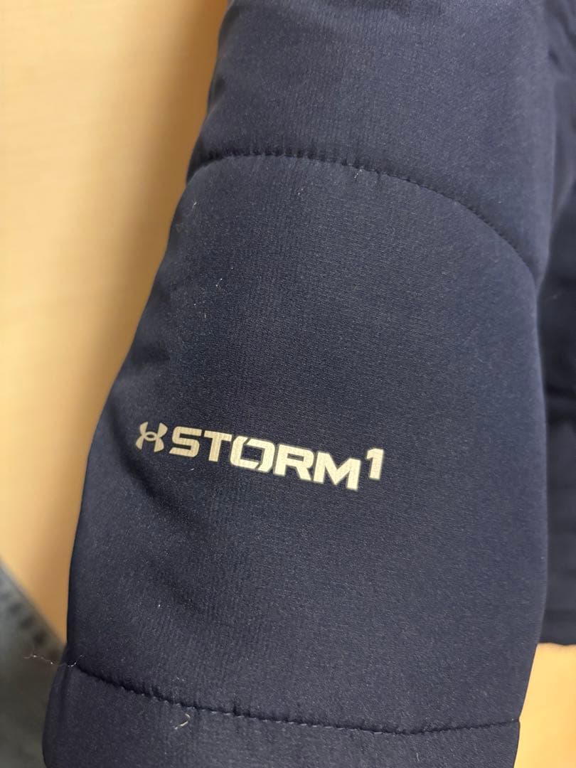 【新品未使用品】Under Armour 中綿ダウンコート ネイビー