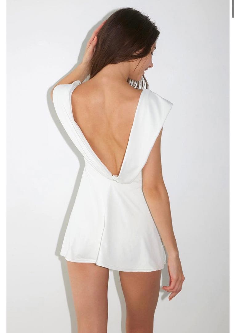 【完売品】アリシアスタン 新品未使用 希少Mサイズ