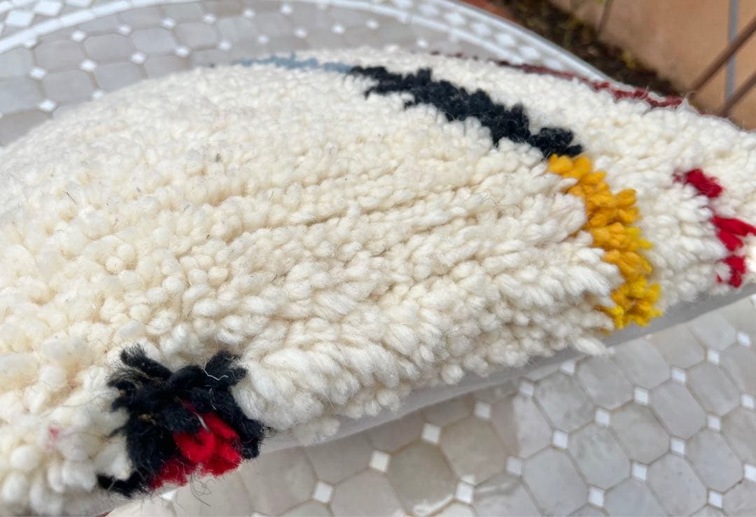 hitomi　モロッコ　アジラル　クッション　プフ　2点