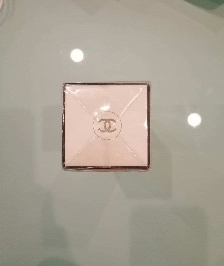 シャネル N゜19 オードゥ トワレット(ヴァポリザター)  100ml