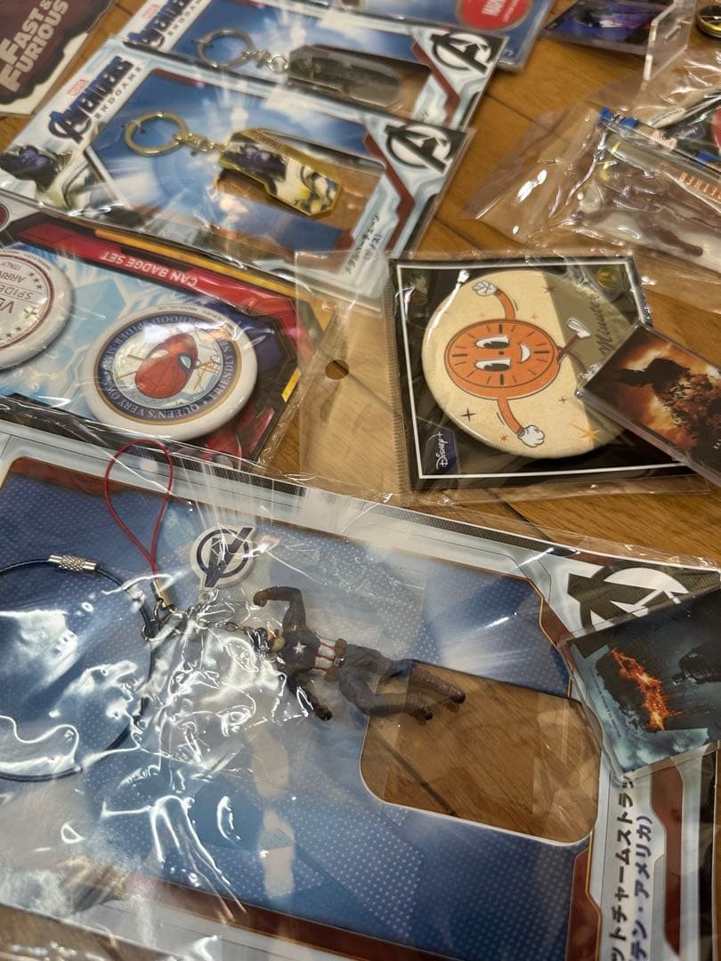 個別販売可能/マーベル アベンジャーズ DC グッズセット