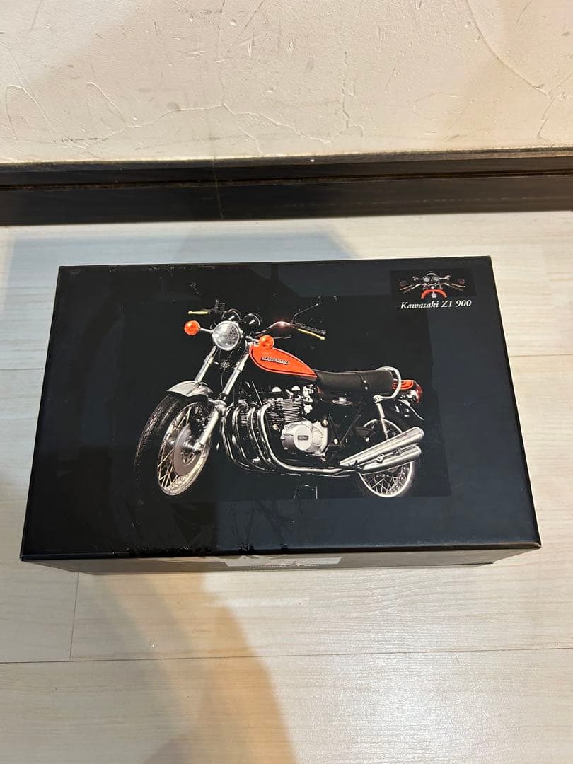 【未使用品】カワサキ Z1 900 1/12 ミニカー ミニチャンプス