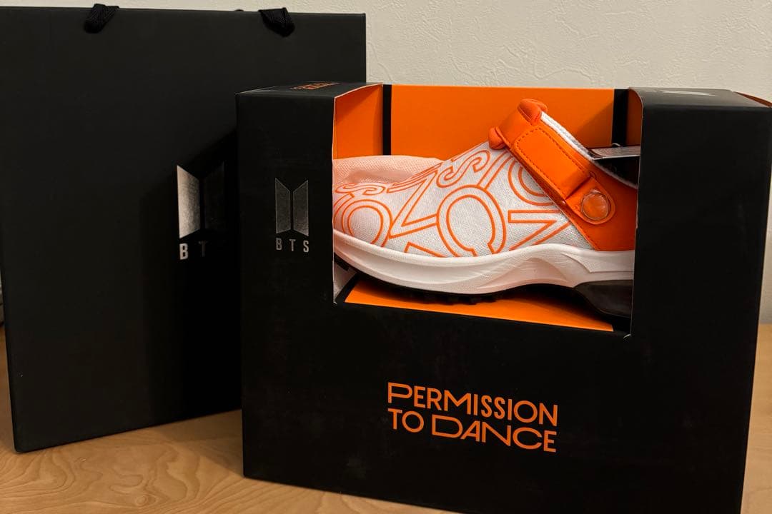BTS Spring Sandal 240 オレンジWALKDONI 限定モデル