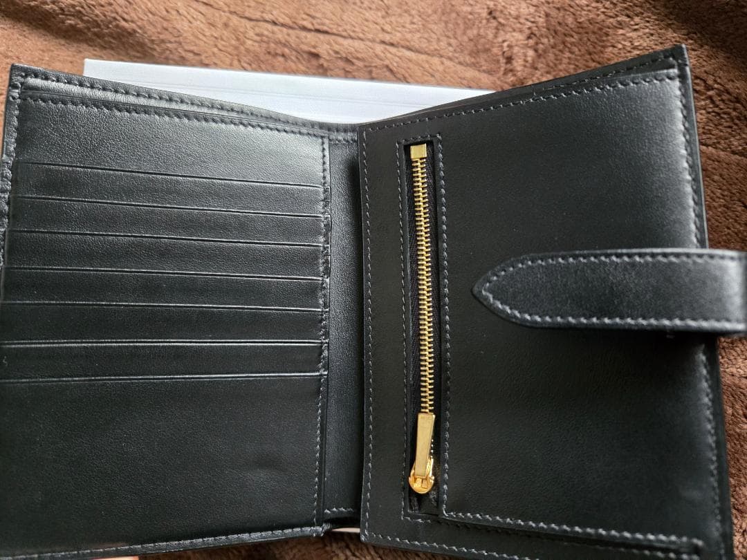 【未使用に近い】Celineセリーヌ ミディアム ストラップウォレット ブラック