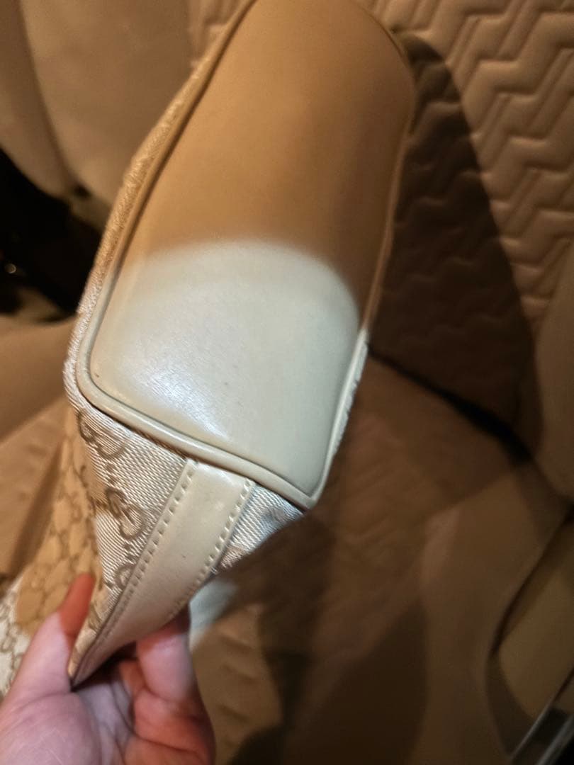 最終値下げ　Gucci グッチ　GG柄　ベージュ ショルダー　レディース　極美品