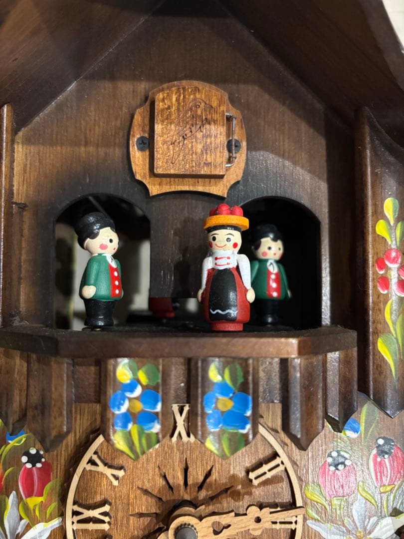 バーニーズ 　クォーツ式　鳩時計　森の時計山小屋クロック430-6QMT