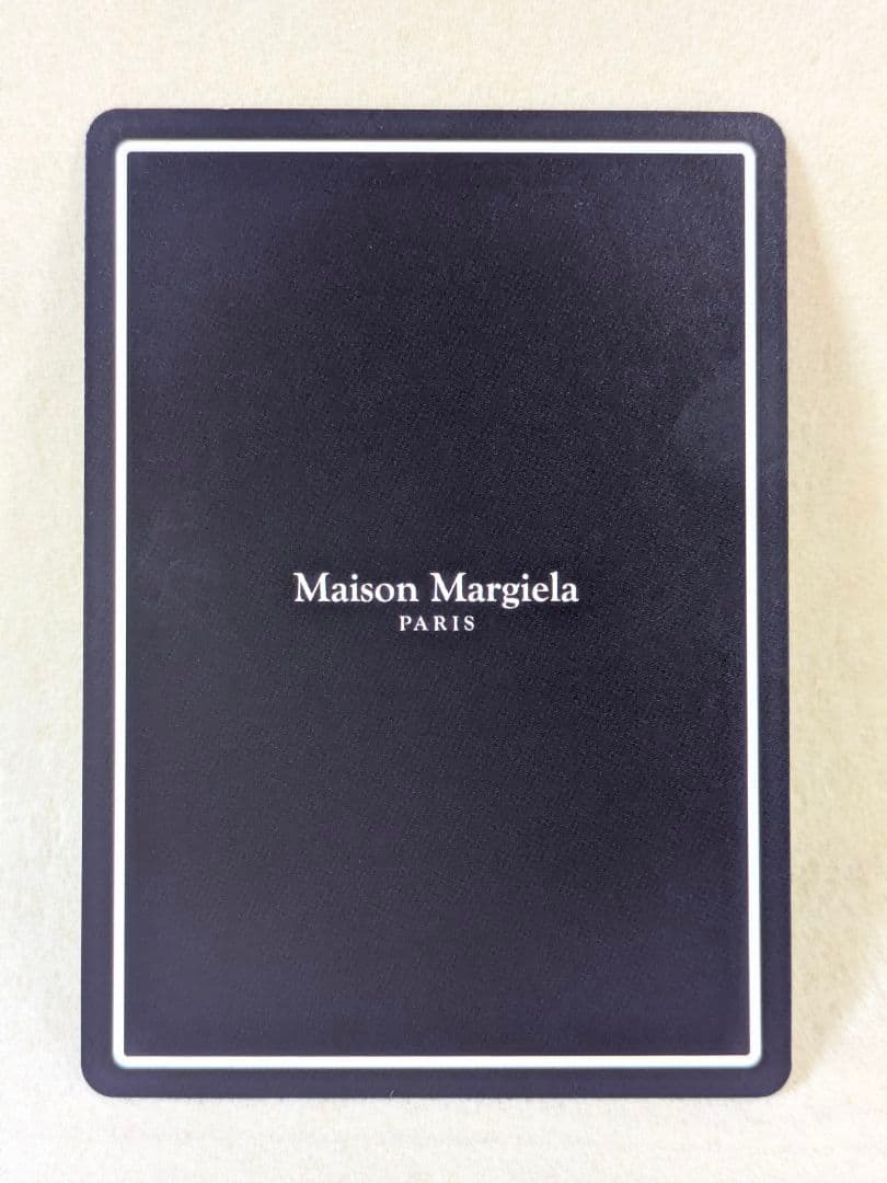 メゾンマルジェラx久保帯人トレーディングカードステッカー付「非売品」その②